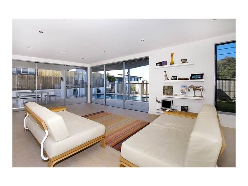 10 Bottlebrush Dr, Pottsville NSW 2489