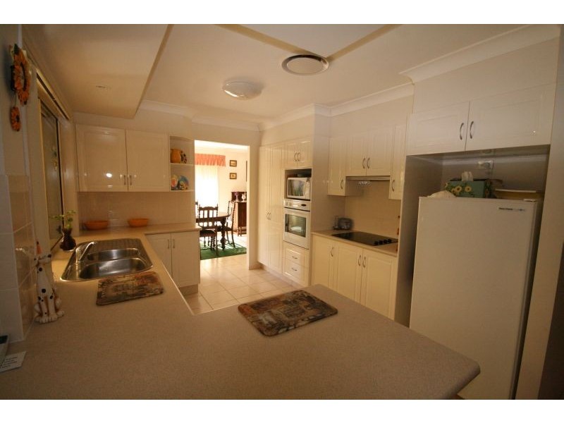 6 Yamba St, Pottsville NSW 2489