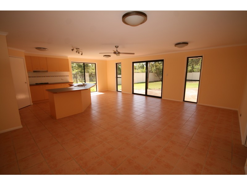 11 Caroline St, Pottsville NSW 2489