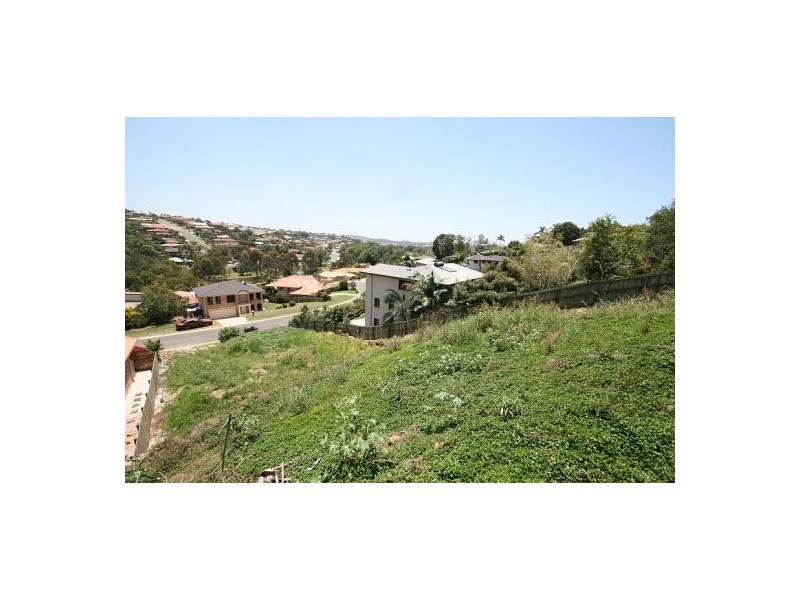 18 Donegal Ct, Banora Point NSW 2486