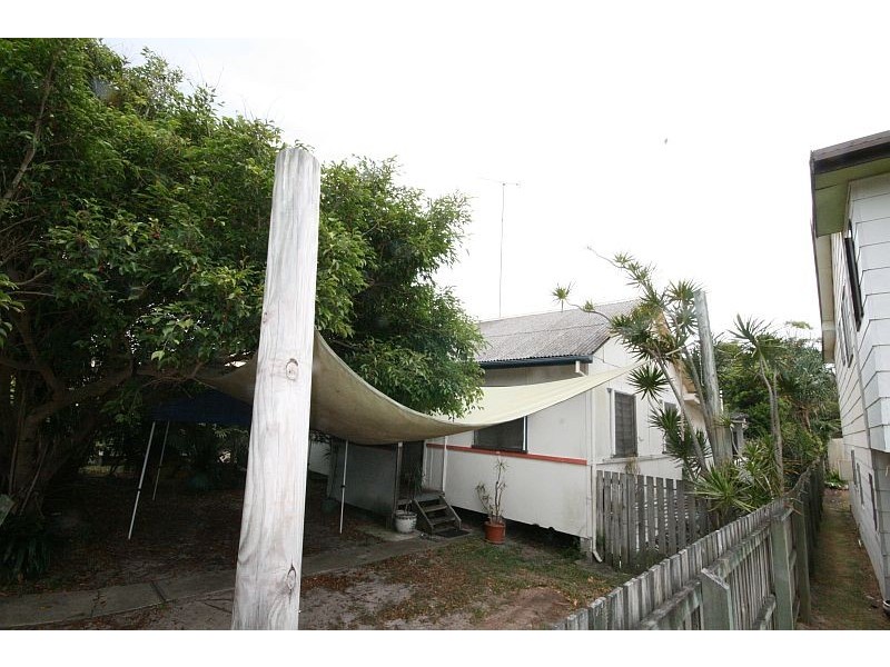 36 Main Road, Fingal Head NSW 2487