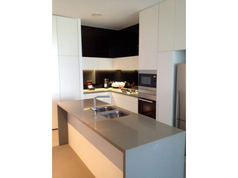 1/1 Elizabeth St, Broadbeach QLD 4218