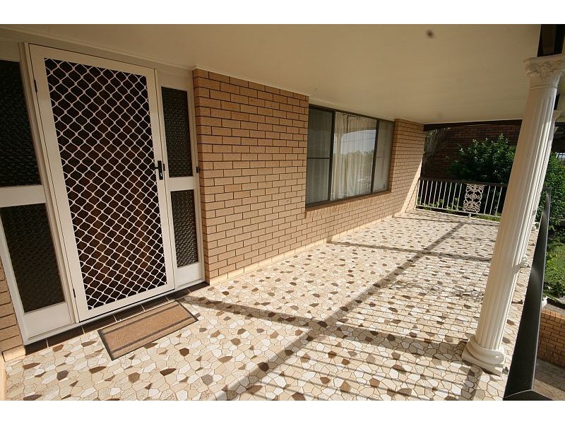 5 Allamanda Ave, Banora Point NSW 2486