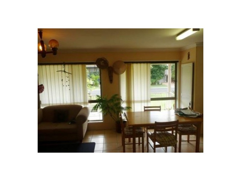 32 Tamarind Ave, Cabarita Beach NSW 2488