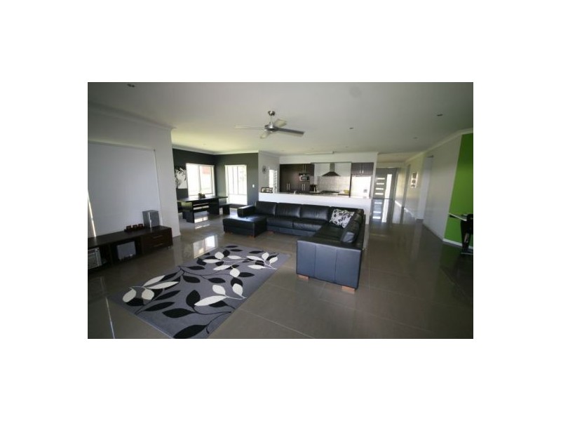 70 Sassafras Street, Pottsville NSW 2489