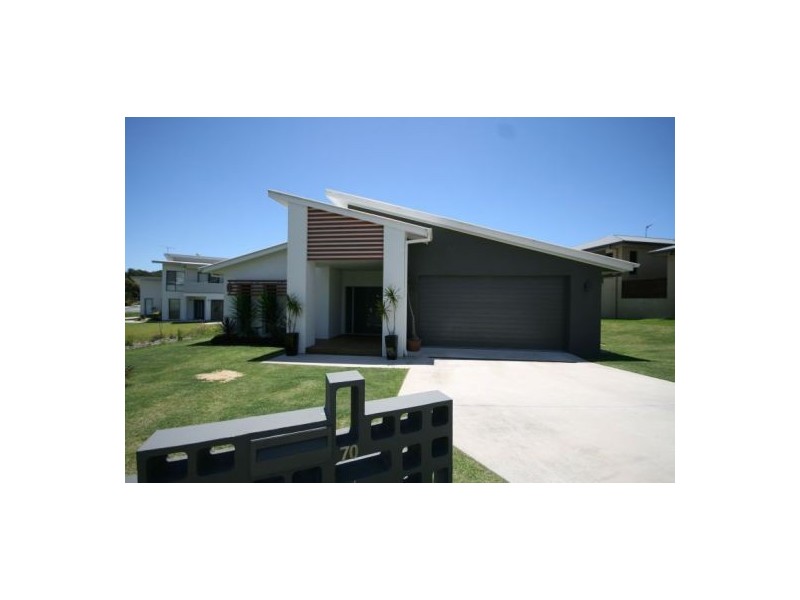 70 Sassafras Street, Pottsville NSW 2489