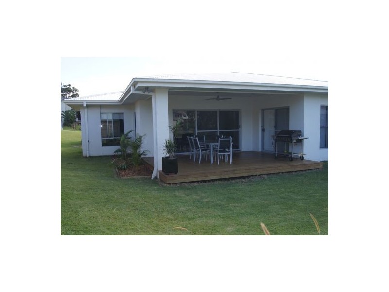 70 Sassafras Street, Pottsville NSW 2489