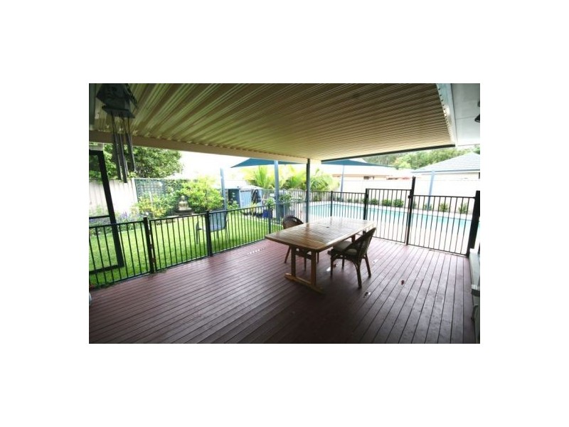 27 Suffolk Parade, Pottsville NSW 2489