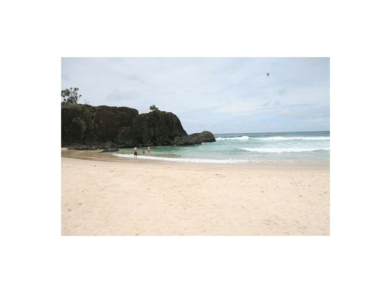 2/1 Elizabeth, Fingal Head NSW 2487