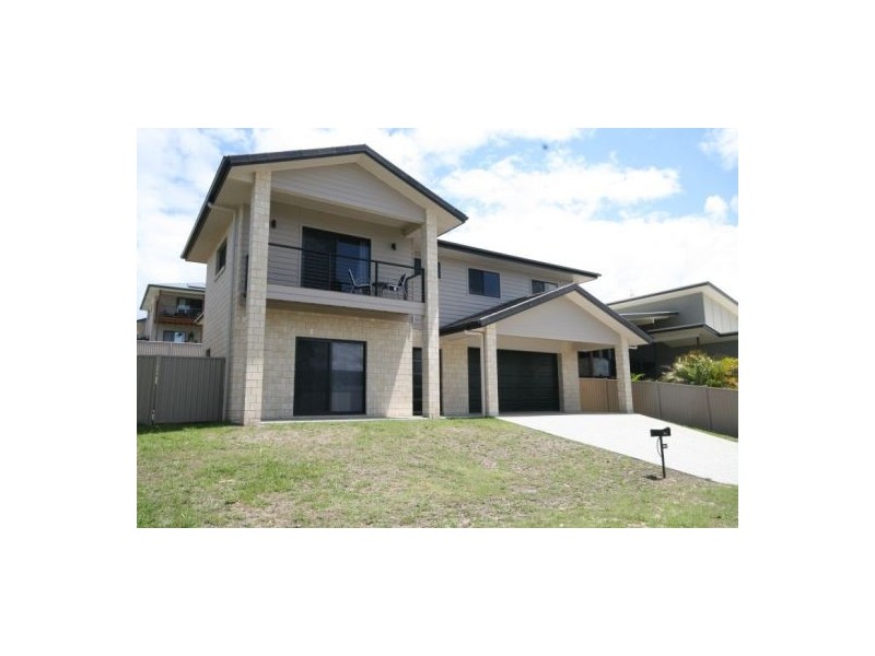 6 Mylestom Circle, Pottsville NSW 2489