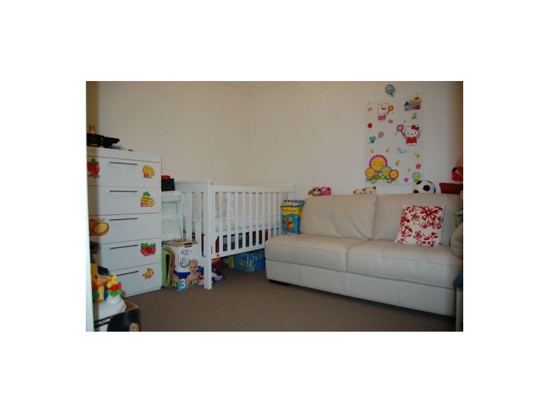 2/2 Dubbo Street, Sunshine VIC 3020