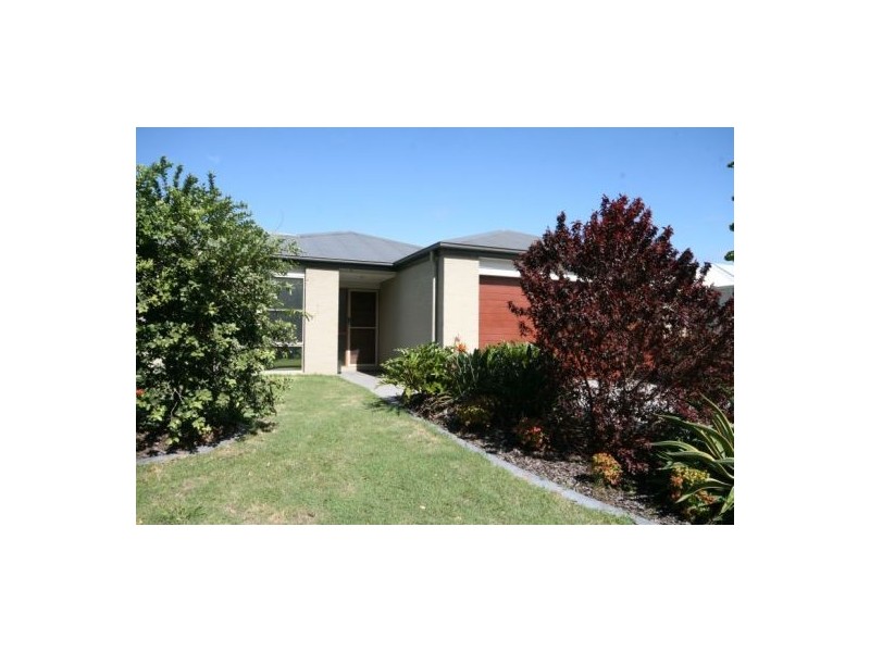 74 Sugarglider Drive, Pottsville NSW 2489