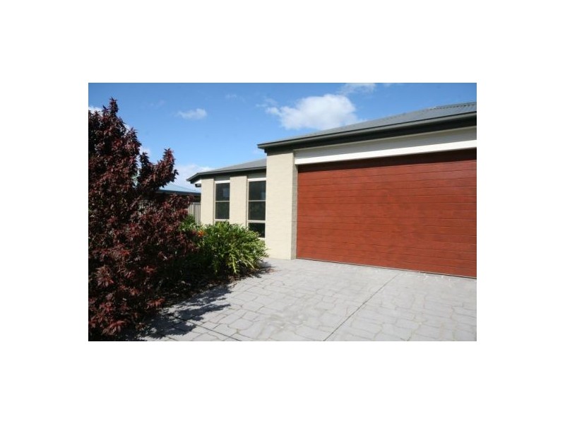 74 Sugarglider Drive, Pottsville NSW 2489