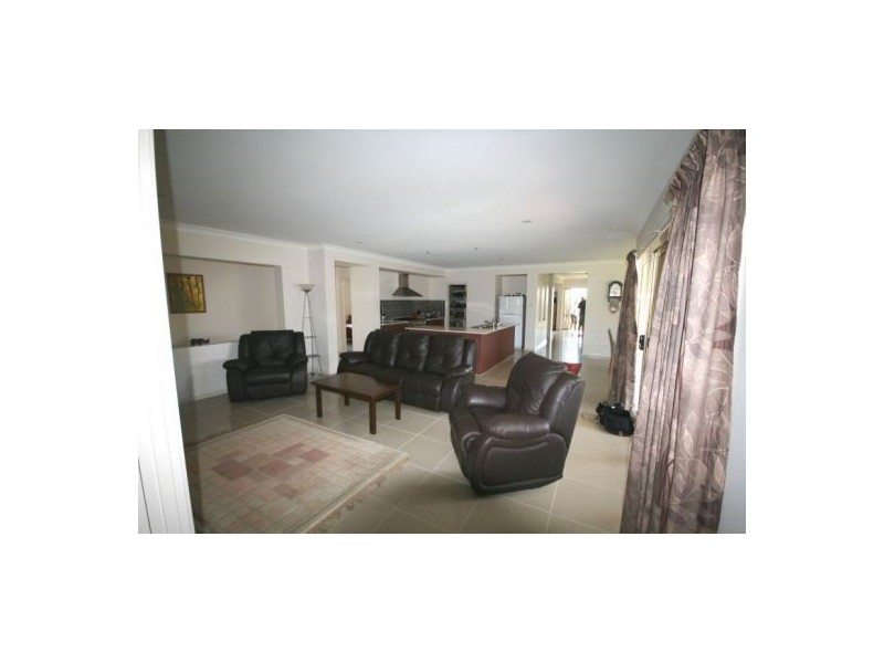 17 Newcastle Drive, Pottsville NSW 2489