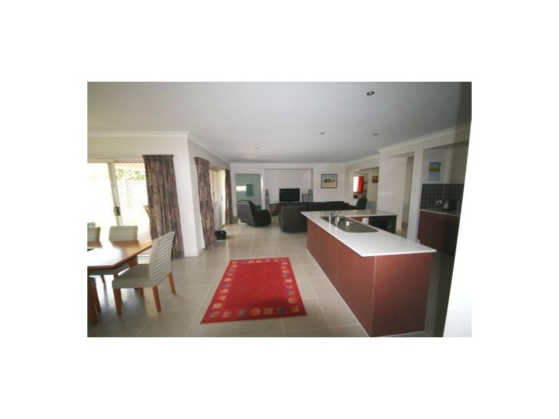 17 Newcastle Drive, Pottsville NSW 2489