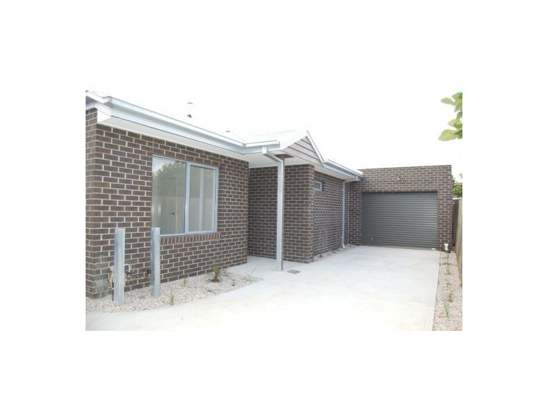 3/12 Gunnedah Street, Sunshine VIC 3020