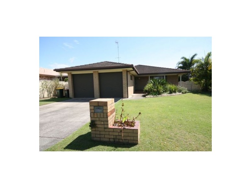 7 Victoria Avenue, Pottsville NSW 2489