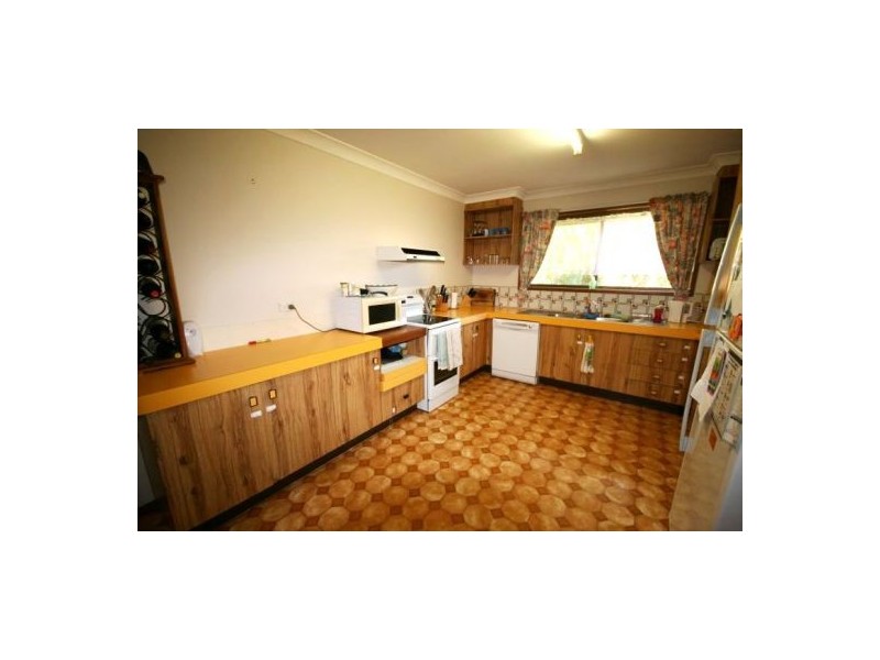 7 Victoria Avenue, Pottsville NSW 2489