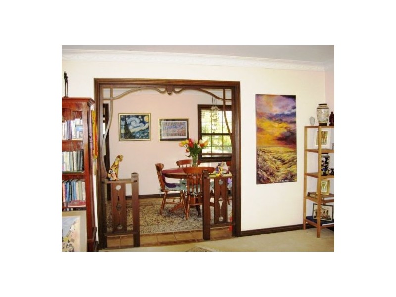 3 Dorset Place, Elanora QLD 4221