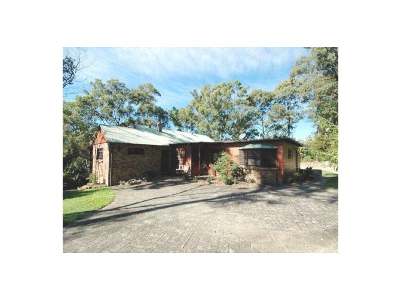 3 Dorset Place, Elanora QLD 4221