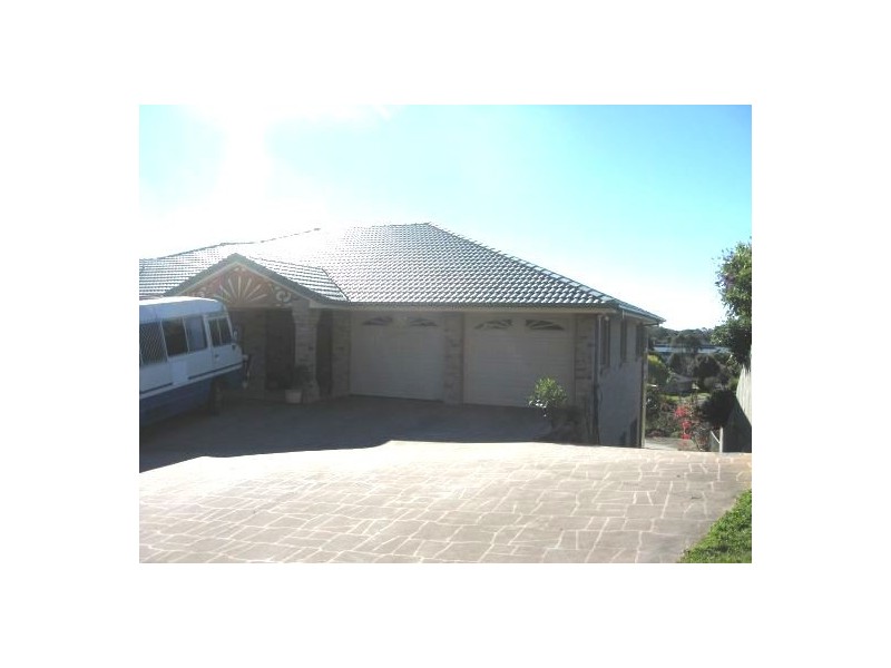 10 Firewheel Way, Banora Point NSW 2486
