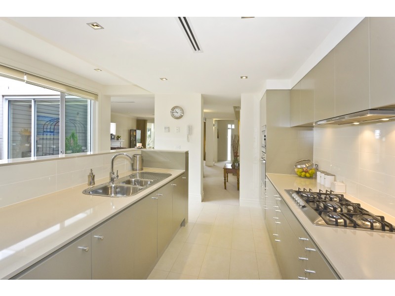 5 Vineyard Way, Breakfast Point NSW 2137