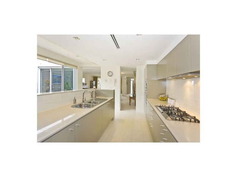 5  Vineyard Way, Breakfast Point NSW 2137