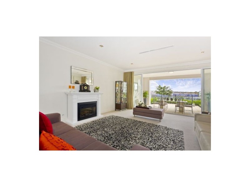 5  Vine yard Way, Breakfast Point NSW 2137