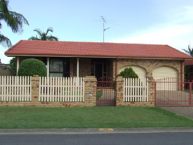 18 Shearwater Street, Burleigh Waters QLD 4220