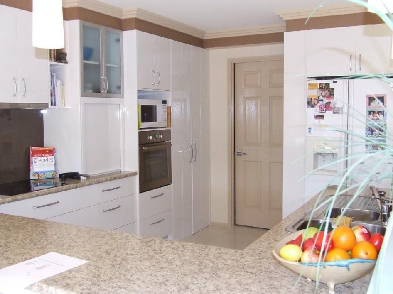 Varsity Lakes QLD 4227