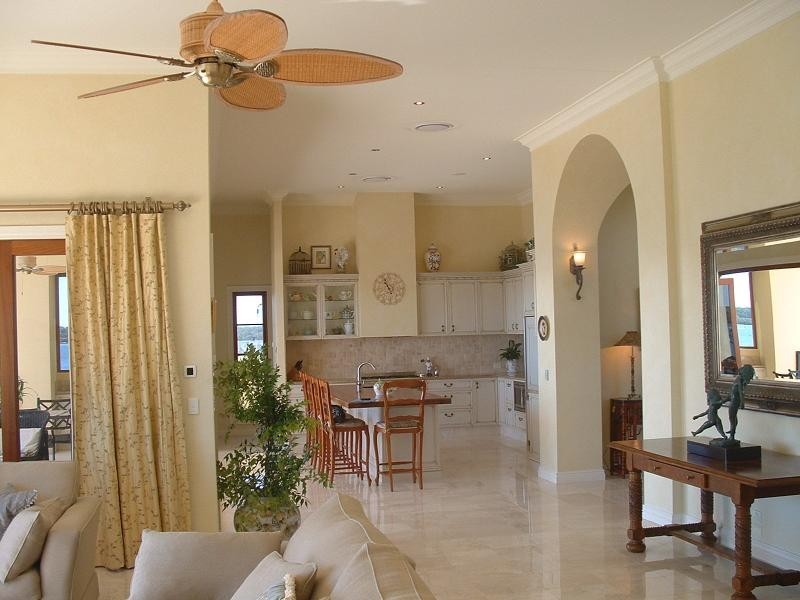 12 Knightsbridge Parade East, Sovereign Islands QLD 4216