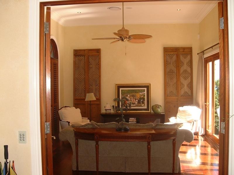 12 Knightsbridge Parade East, Sovereign Islands QLD 4216