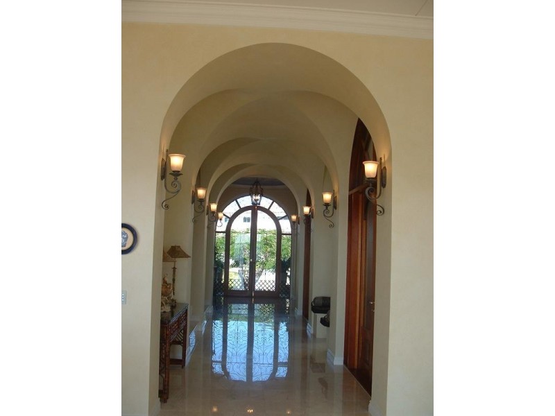 12 Knightsbridge Parade East, Sovereign Islands QLD 4216