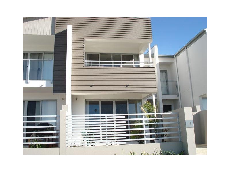 Varsity Lakes QLD 4227