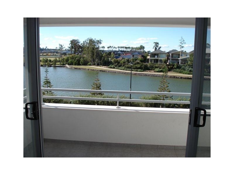 Varsity Lakes QLD 4227