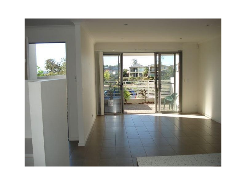 Varsity Lakes QLD 4227