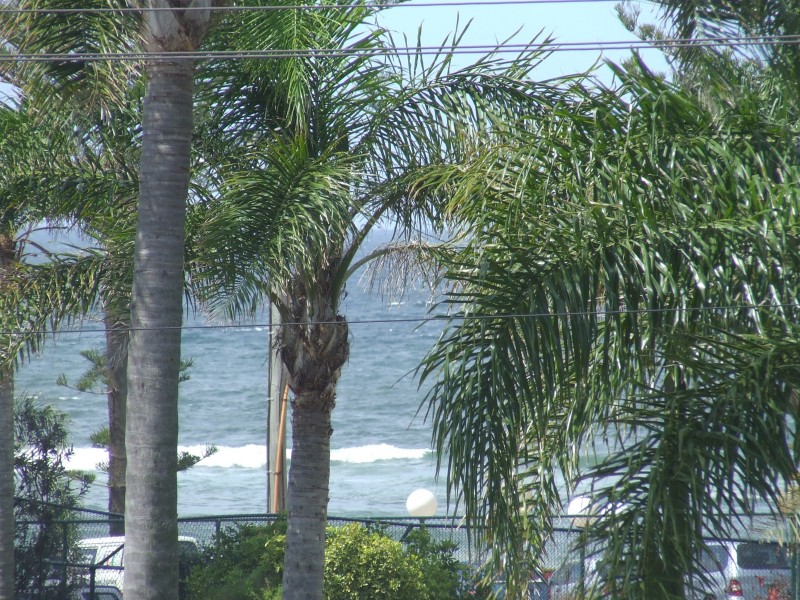 1 OCEAN STREET  SWELL, Burleigh Heads QLD 4220