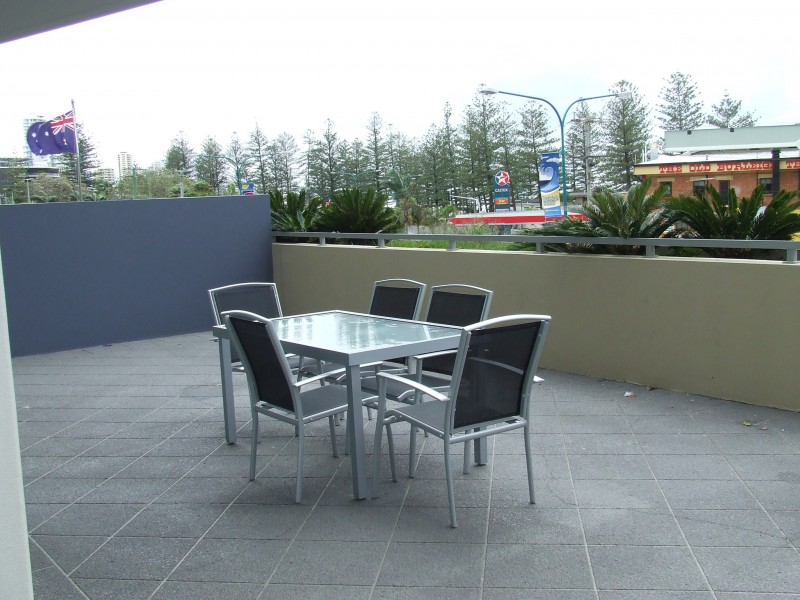 1 OCEAN STREET  SWELL, Burleigh Heads QLD 4220