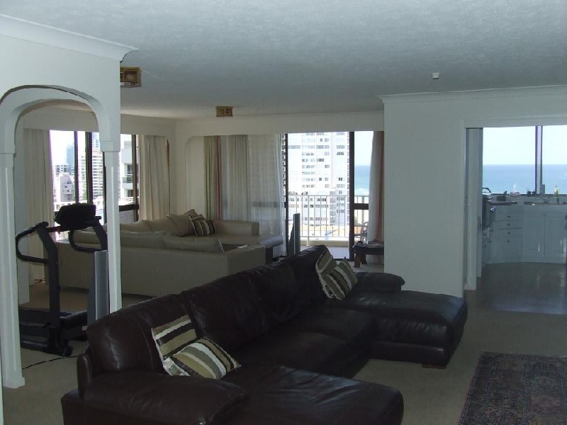 50 Old Burleigh Road, Surfers Paradise QLD 4217