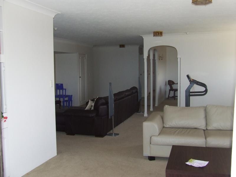 50 Old Burleigh Road, Surfers Paradise QLD 4217