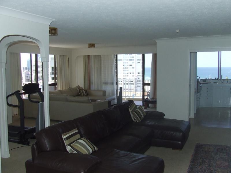 50 Old Burleigh Road, Surfers Paradise QLD 4217