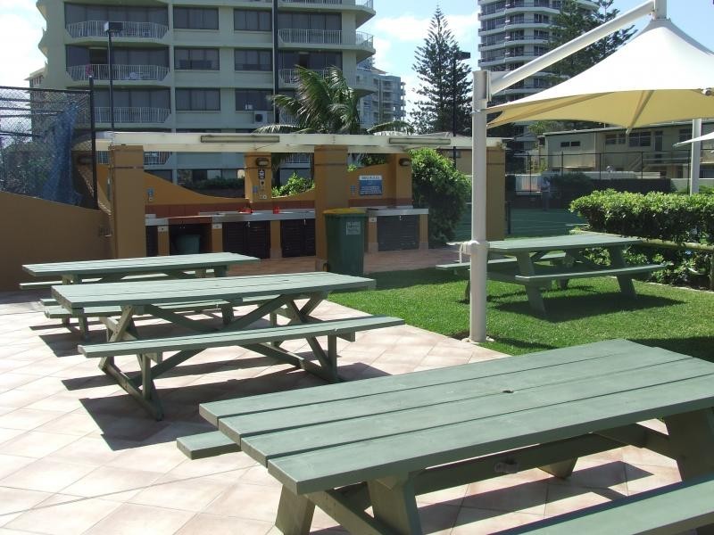 50 Old Burleigh Road, Surfers Paradise QLD 4217
