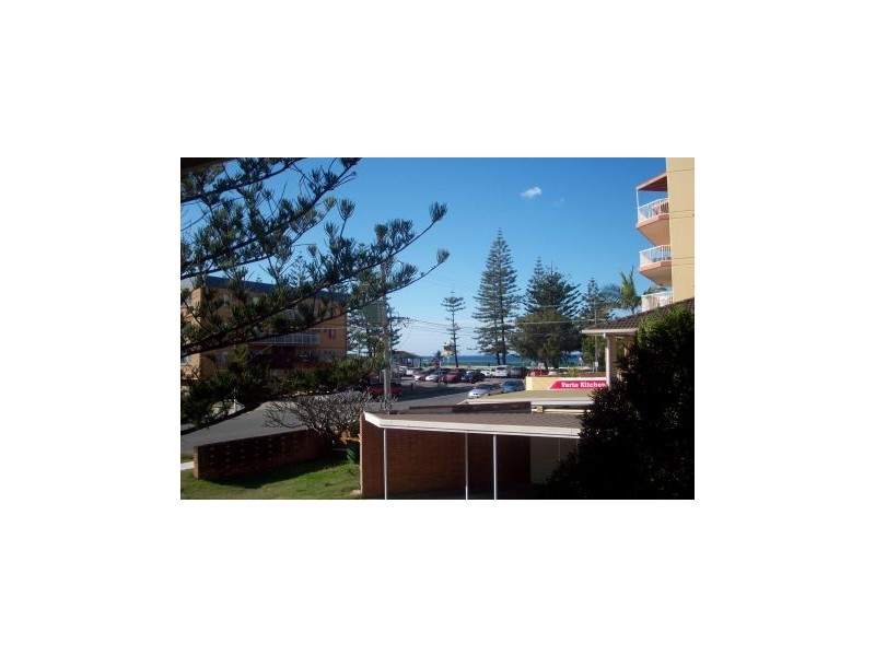 6/12 Montana Road, Mermaid Beach QLD 4218