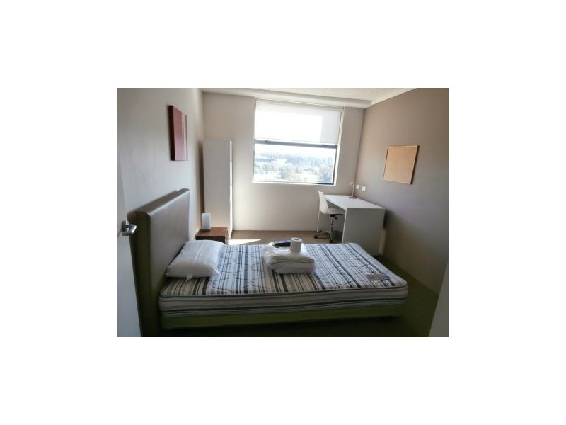 549/25 Lake Orr Drive “Varsity Towers”, Varsity Lakes QLD 4227