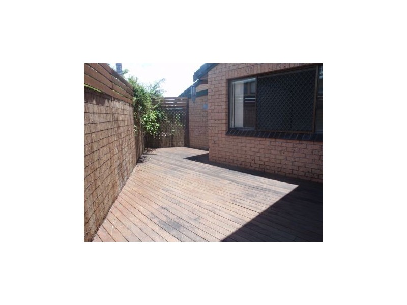 01 80 Christine Avenue, Burleigh Waters QLD 4220