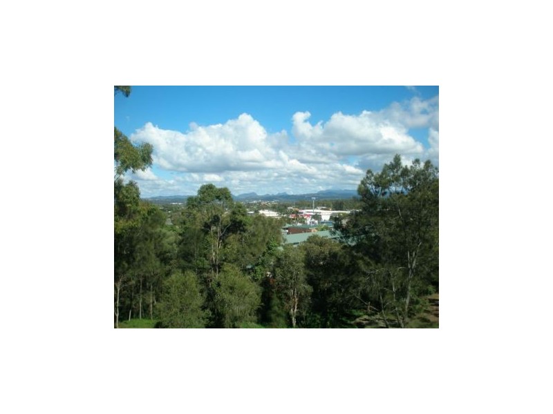 B25/1 Great Hall Drive, Nobby Beach QLD 4218