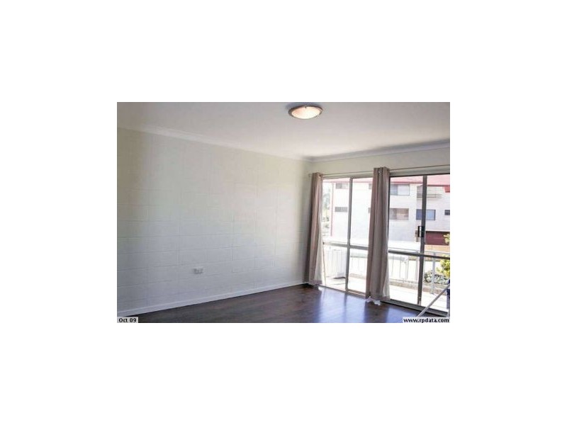 2/7 Mermaid Avenue, Mermaid Beach QLD 4218