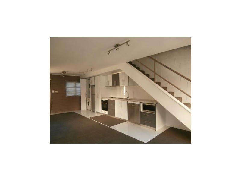 6/9 Mermaid Avenue, Mermaid Beach QLD 4218