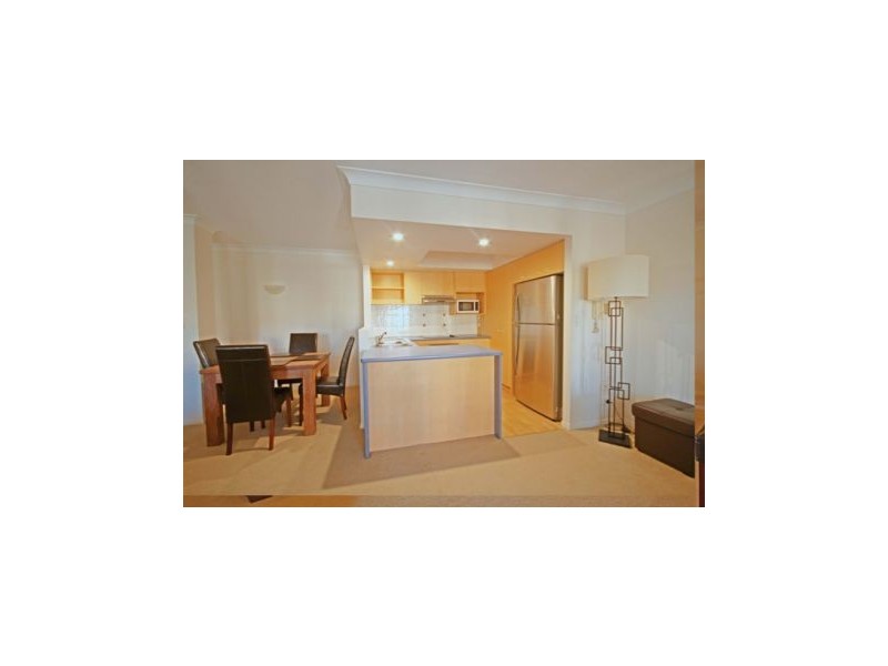 6/58 Petrel Avenue, Nobby Beach QLD 4218