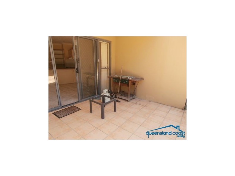 2/7 Margaret Avenue, Broadbeach QLD 4218